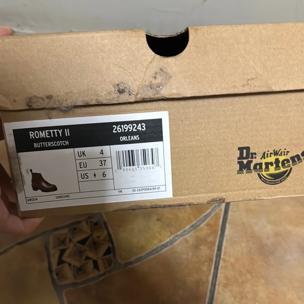 Dr. Martens Brown Leather Boots - Picture 5 of 5